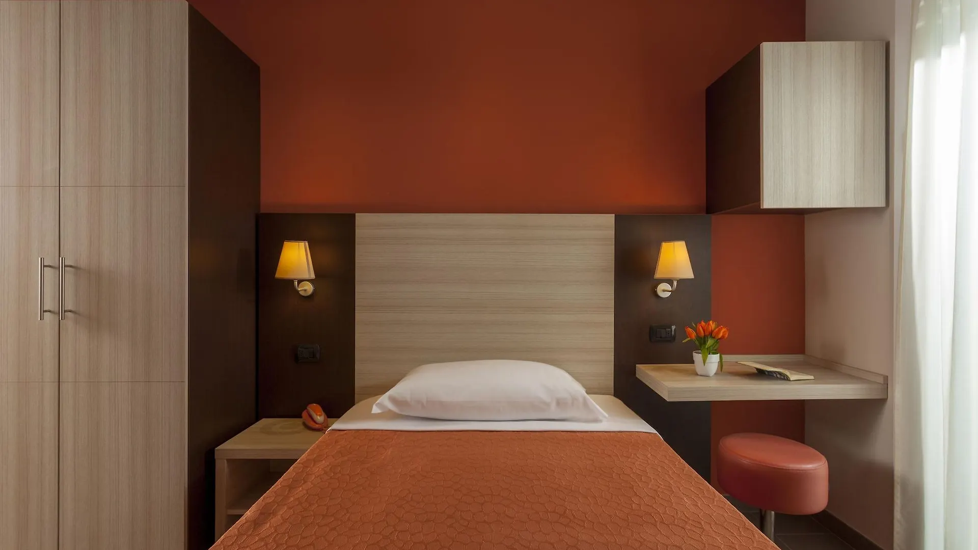 Hotel Aurora Mare Rimini 3*,  Italy